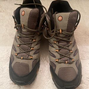 Merrel Moab 2 Mid GORE-TEX, gently worn/like new, size 11.5 wide